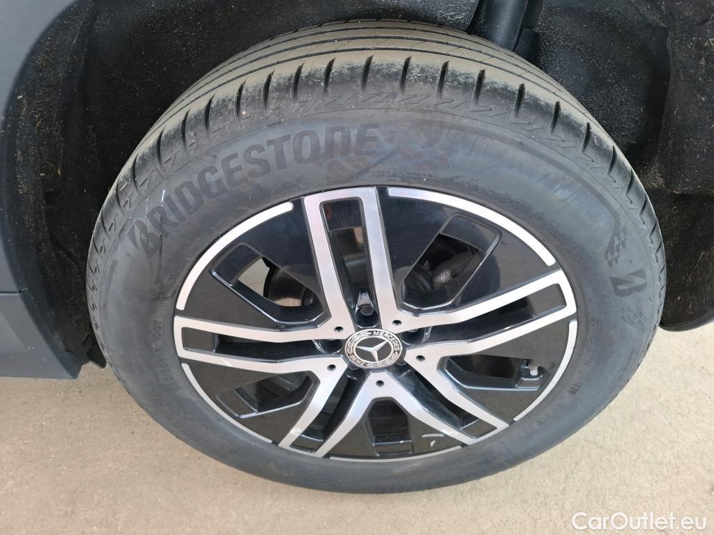  Mercedes  GLA MERCEDES-BENZ  / 2020 / 5P / SUV 2.0  200 D BUSINESS LINE DCT #43