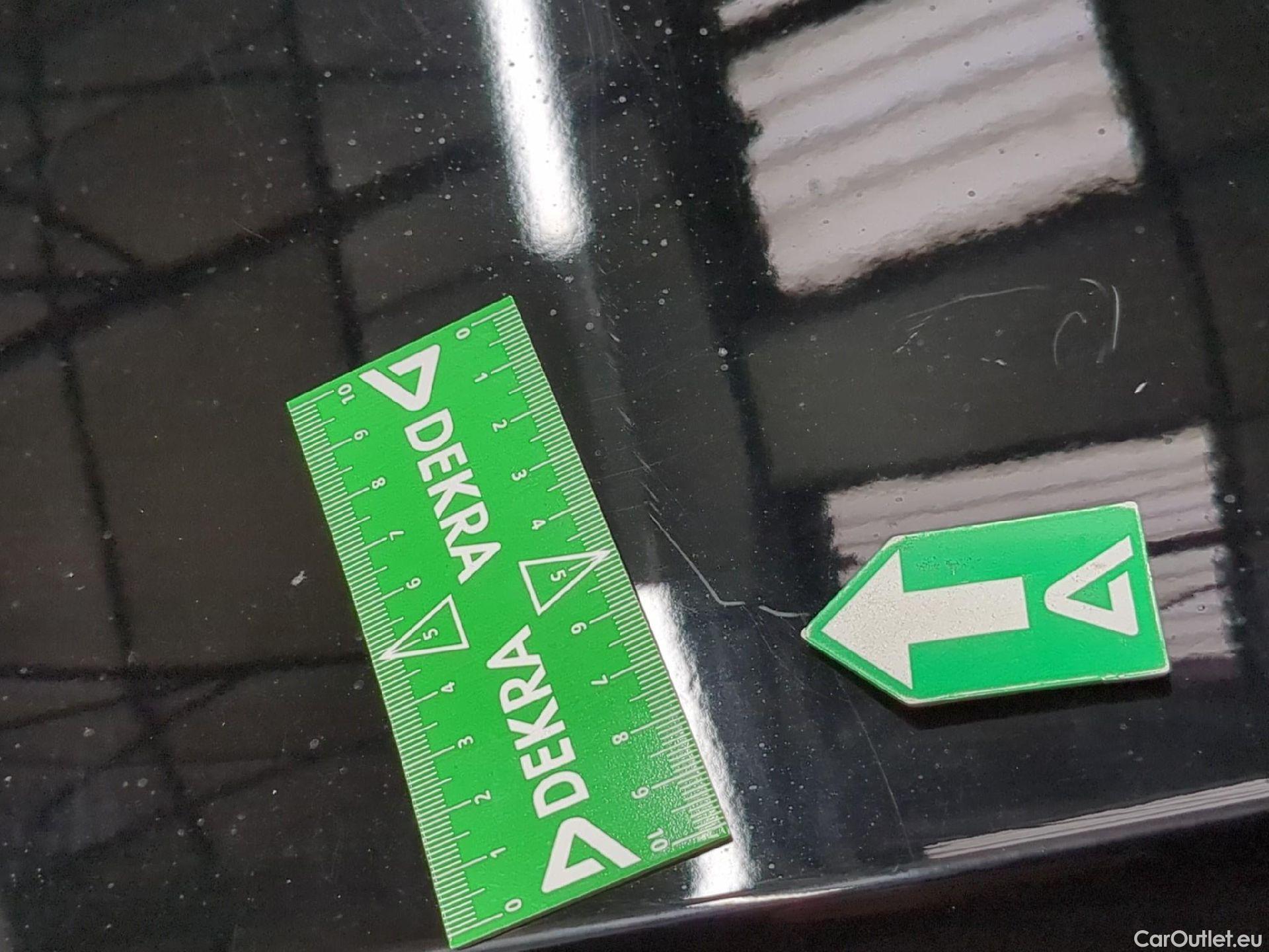  Citroen  C4 CITROEN  X / 2022 / 4P / Berline PureTech 130 S&S EAT8 Feel Pack #31