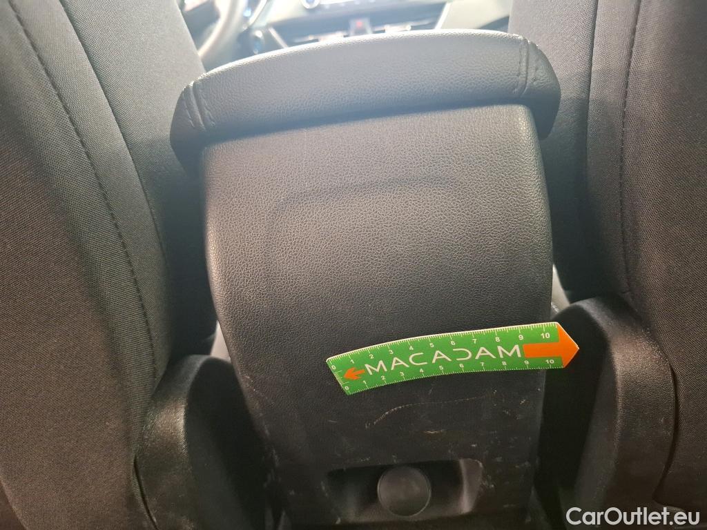  Ford  Focus FORD  SW / 2018 / 5P / Crossover 1.0 Flexifuel hybrid 125 Active Business #25