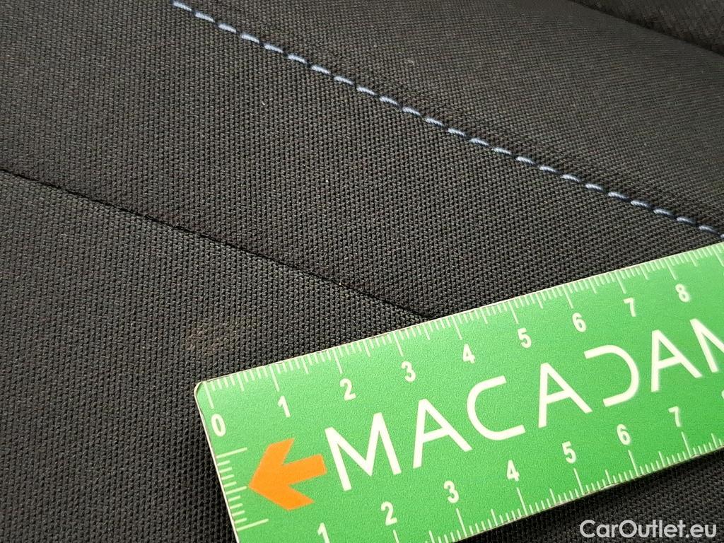  Ford  Focus FORD  SW / 2018 / 5P / Crossover 1.0 Flexifuel hybrid 125 Active Business #40