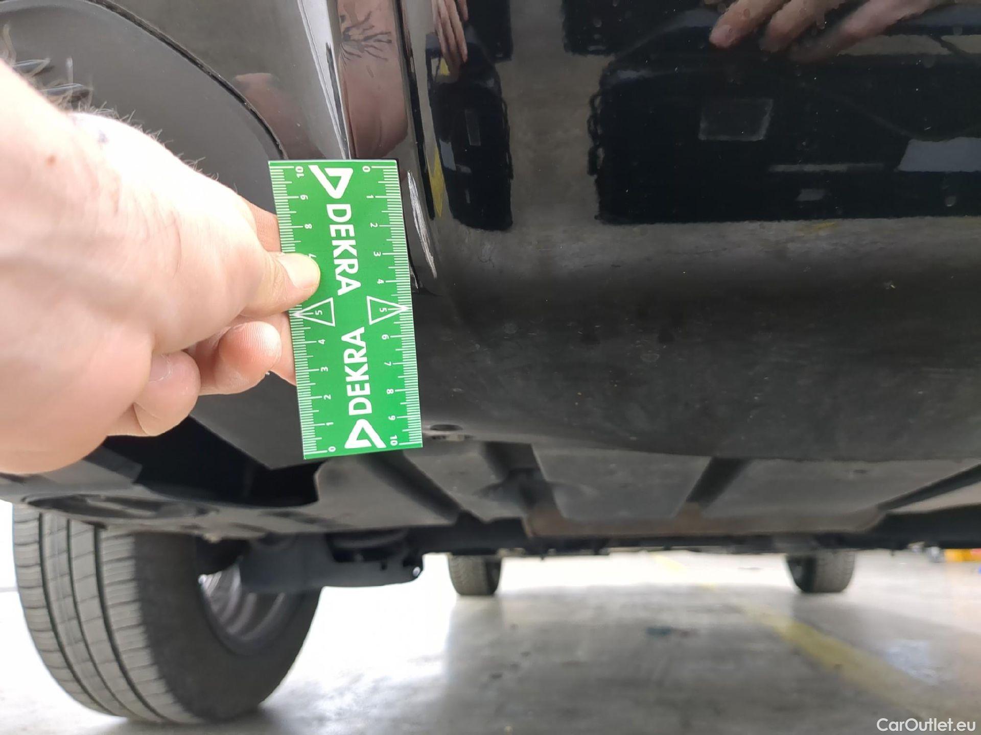  Citroen  C4 CITROEN  X / 2022 / 4P / Berline PureTech 130 S&S EAT8 Feel Pack #36