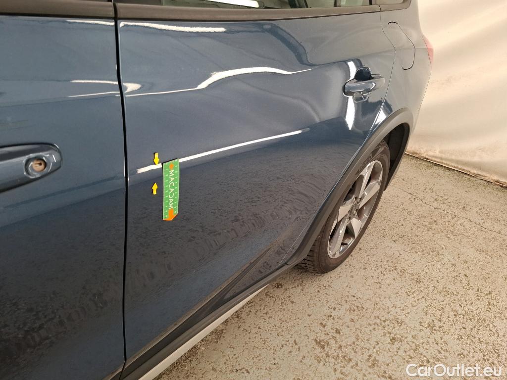  Ford  Focus FORD  SW / 2018 / 5P / Crossover 1.0 Flexifuel hybrid 125 Active Business #27