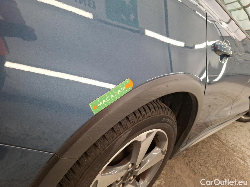  Ford  Focus FORD  SW / 2018 / 5P / Crossover 1.0 Flexifuel hybrid 125 Active Business #46