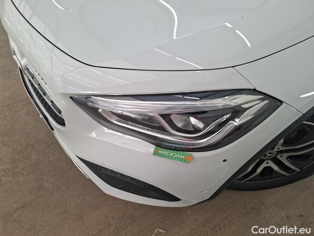  Mercedes  GLA MERCEDES-BENZ  / 2020 / 5P / SUV 2.0  200 D BUSINESS LINE DCT #22