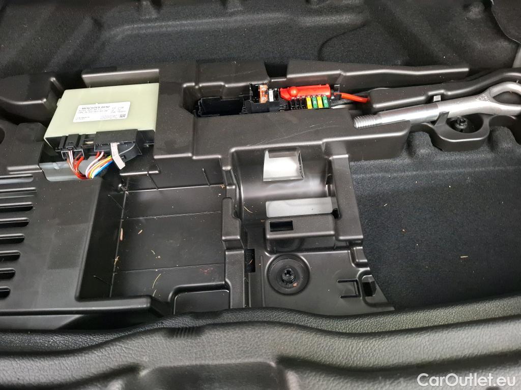  Mercedes  GLA MERCEDES-BENZ  / 2020 / 5P / SUV 2.0  200 D BUSINESS LINE DCT #25