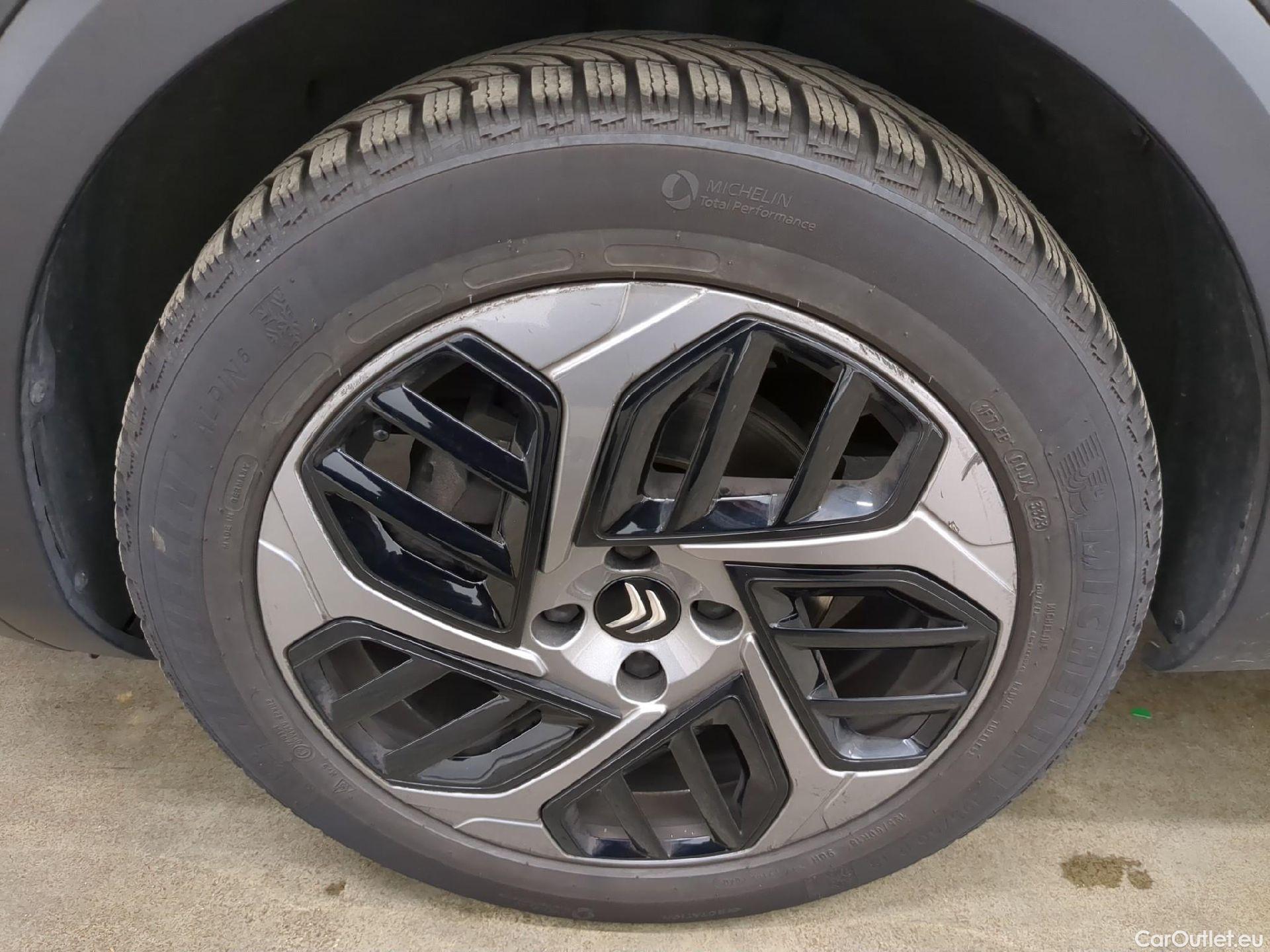  Citroen  C4 CITROEN  X / 2022 / 4P / Berline PureTech 130 S&S EAT8 Feel Pack #2