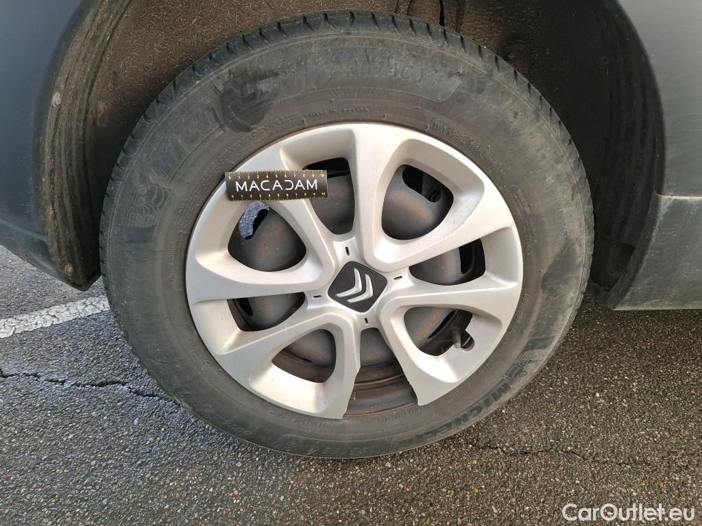  Citroen  C3  Société Feel 1.5 BlueHDI 100CV BVM5 E6dT #2