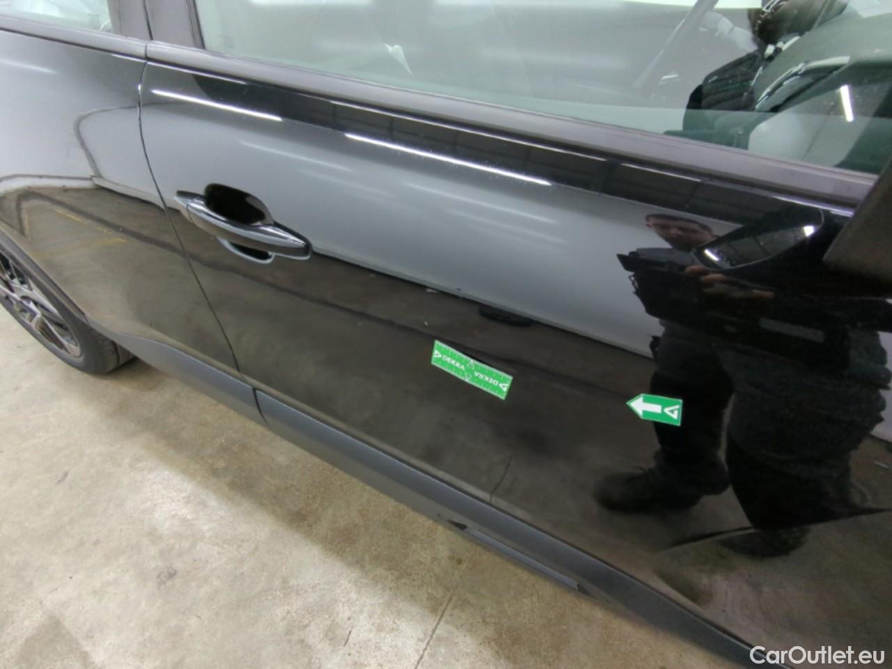  Citroen  C4 CITROEN  X / 2022 / 4P / Berline PureTech 130 S&S EAT8 Feel Pack #17