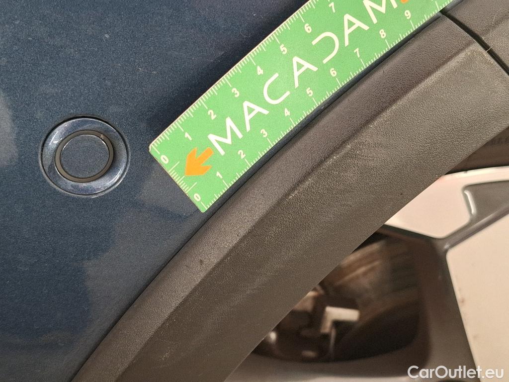  Ford  Focus FORD  SW / 2018 / 5P / Crossover 1.0 Flexifuel hybrid 125 Active Business #54