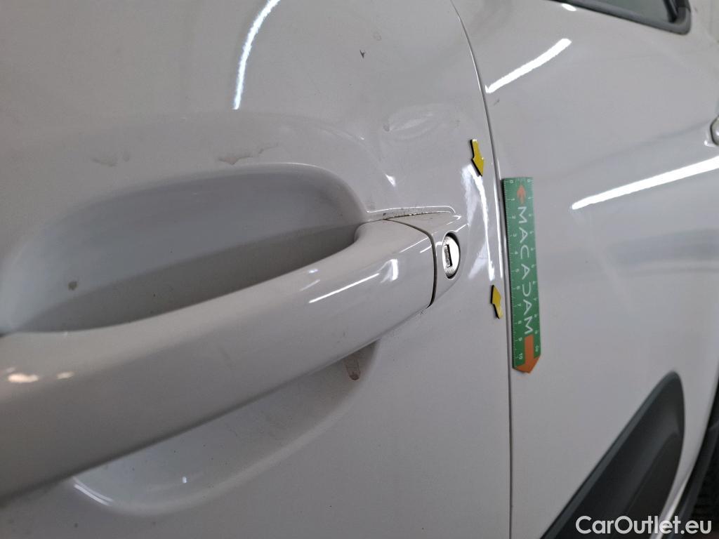  Citroen  C3  Shine Business 1.2 PureTech 110CV BVM6 E6d #6