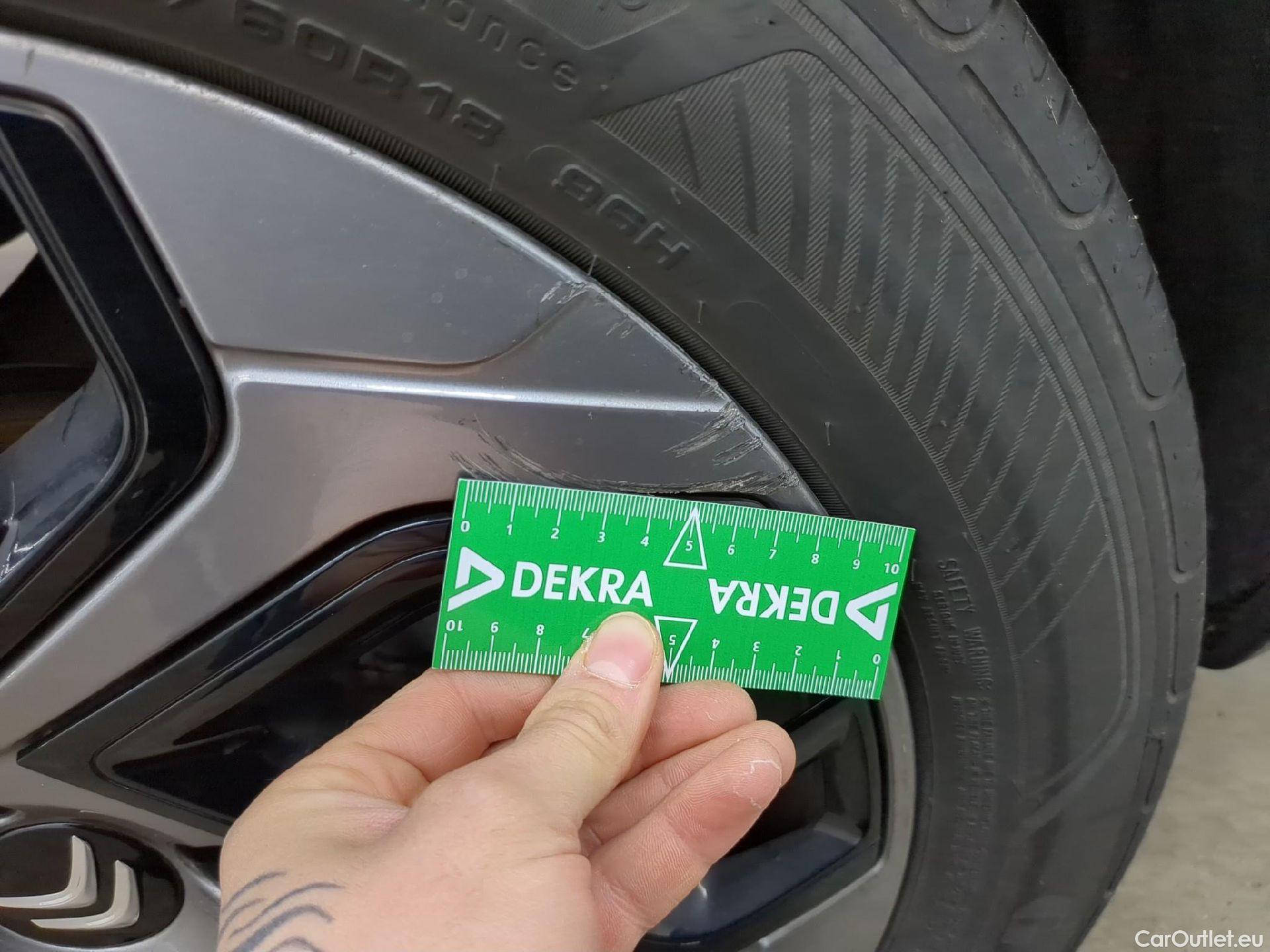  Citroen  C4 CITROEN  X / 2022 / 4P / Berline PureTech 130 S&S EAT8 Feel Pack #7