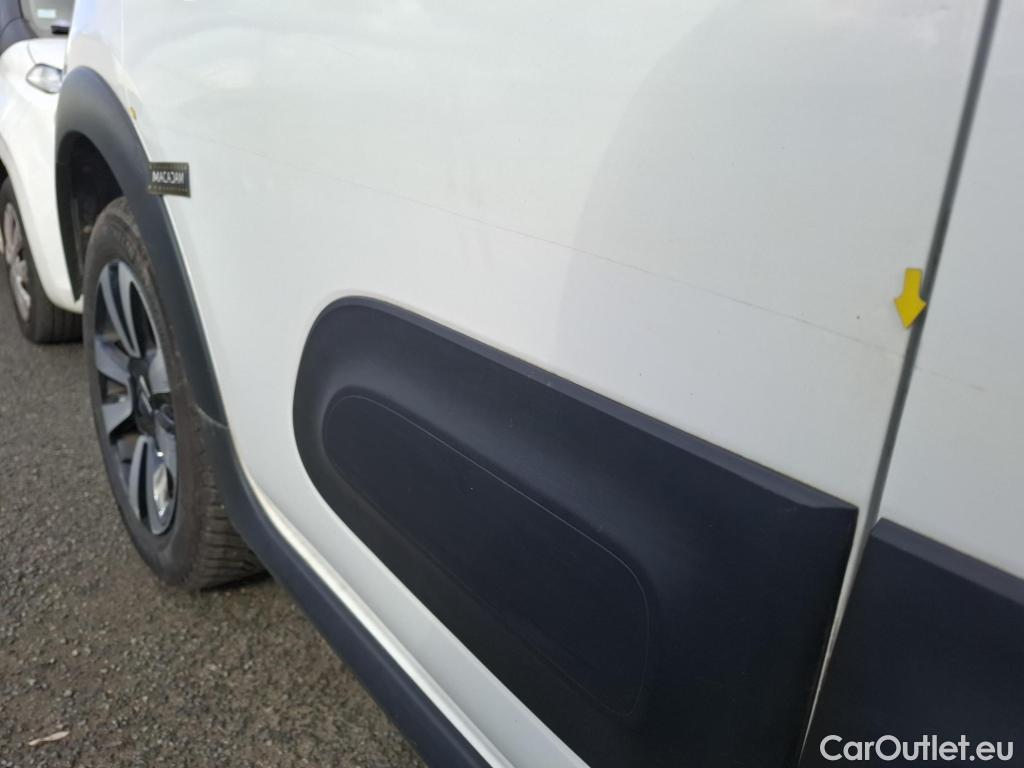  Citroen  C3  Shine Business 1.2 PureTech 110CV BVM6 E6d #22