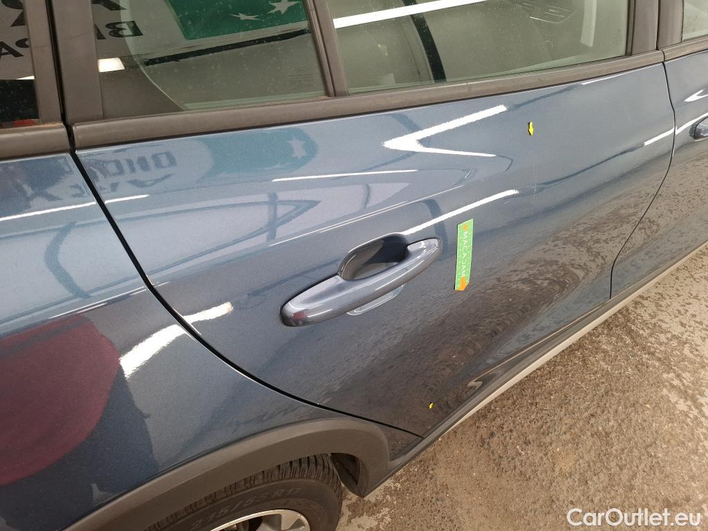  Ford  Focus FORD  SW / 2018 / 5P / Crossover 1.0 Flexifuel hybrid 125 Active Business #44