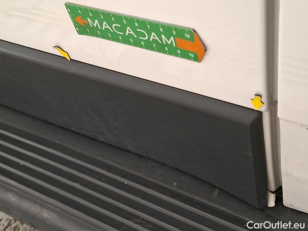  Peugeot  Boxer PEUGEOT  VU 4p Fourgon 2.0 BLUEHDI 130 S&S PREMIUM 335 L3H2 #14