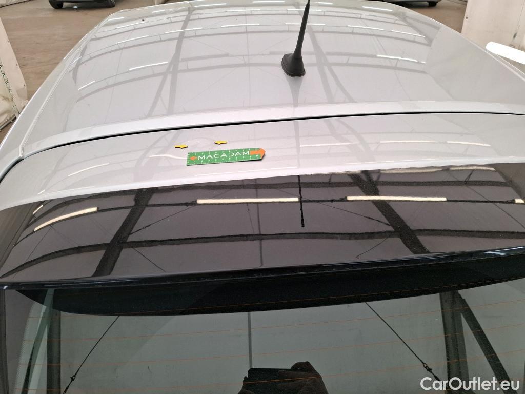  Opel  Corsa  F Elegance Business 1.2 Turbo 100CV BVM6 E6d #17