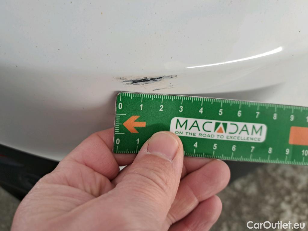  Mercedes  GLB MERCEDES-BENZ  / 2019 / 5P / SUV  220 d AMG Line 4Matic #18