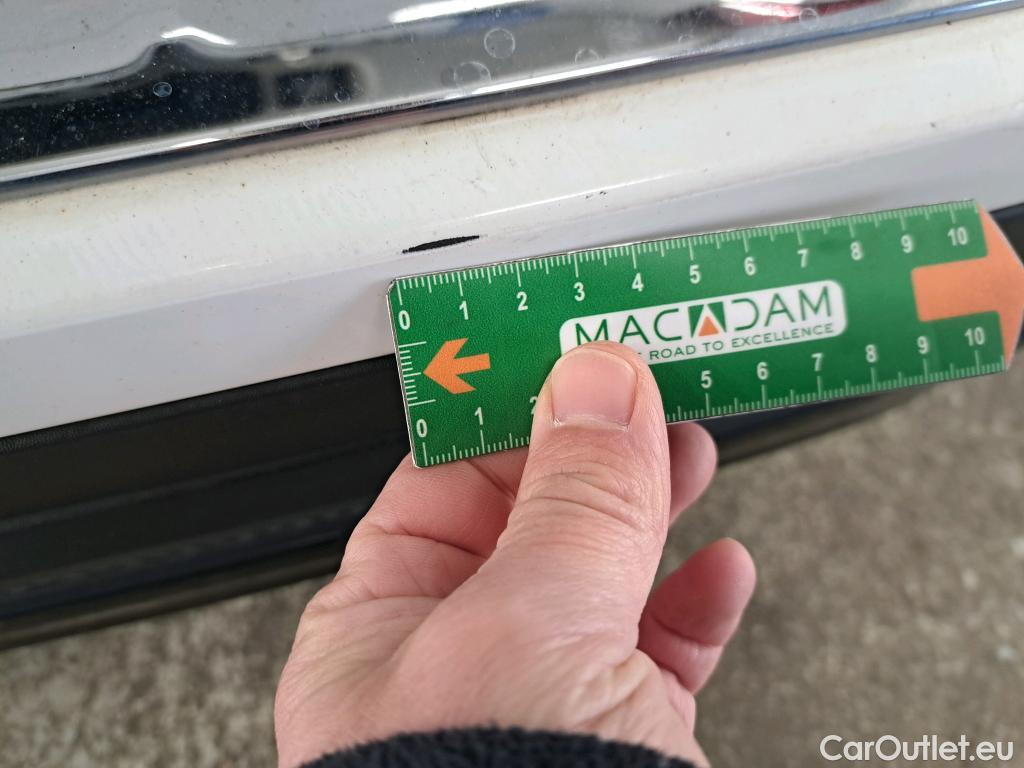  Mercedes  GLB MERCEDES-BENZ  / 2019 / 5P / SUV  220 d AMG Line 4Matic #15