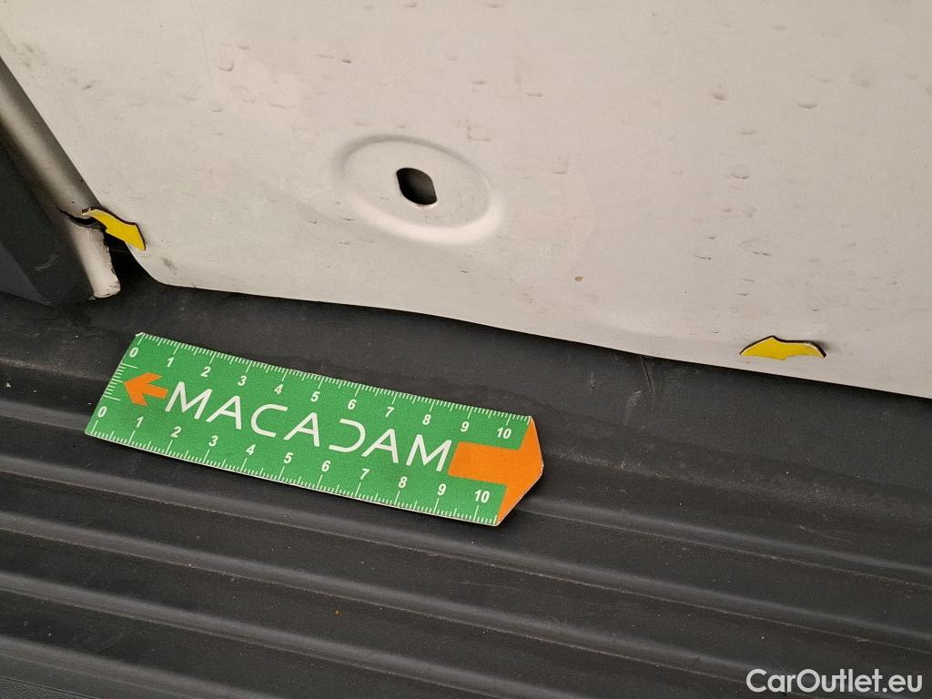  Peugeot  Boxer PEUGEOT  VU 4p Fourgon 2.0 BLUEHDI 130 S&S PREMIUM 335 L3H2 #9