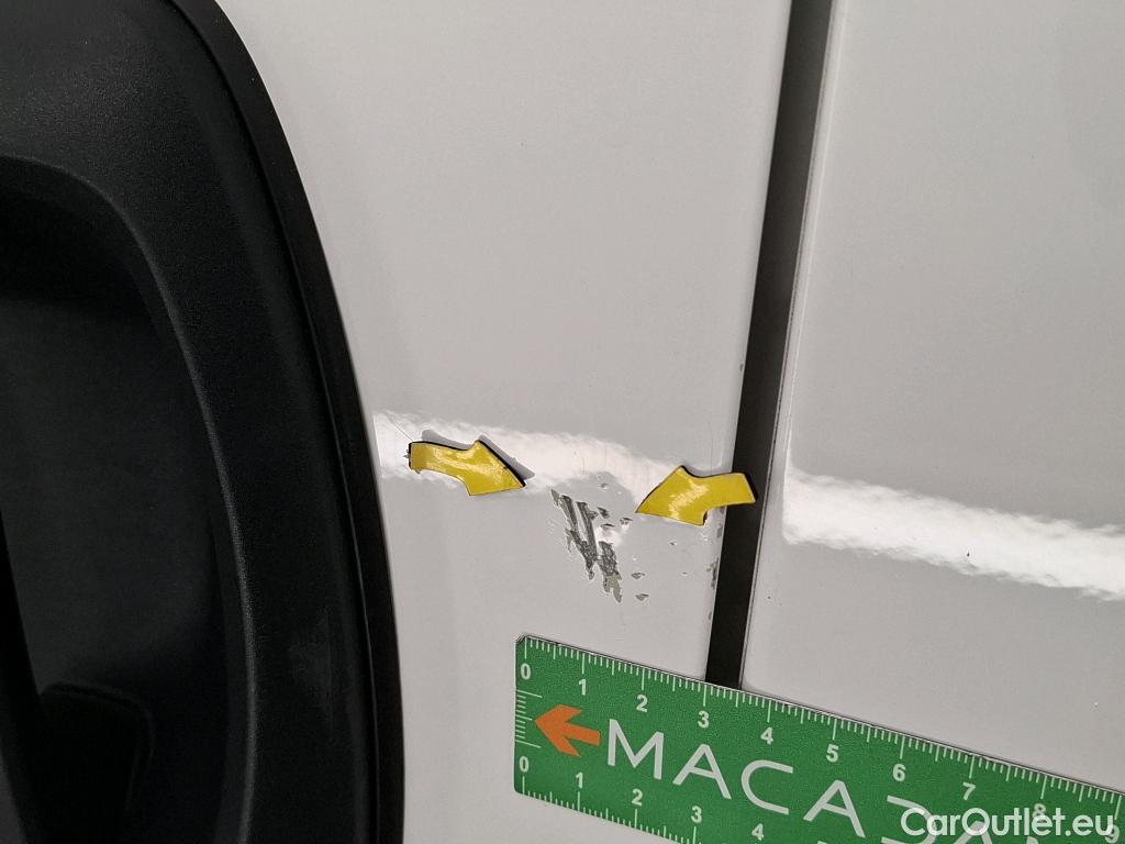  Peugeot  Boxer PEUGEOT  VU 4p Fourgon 2.0 BLUEHDI 130 S&S PREMIUM 335 L3H2 #7