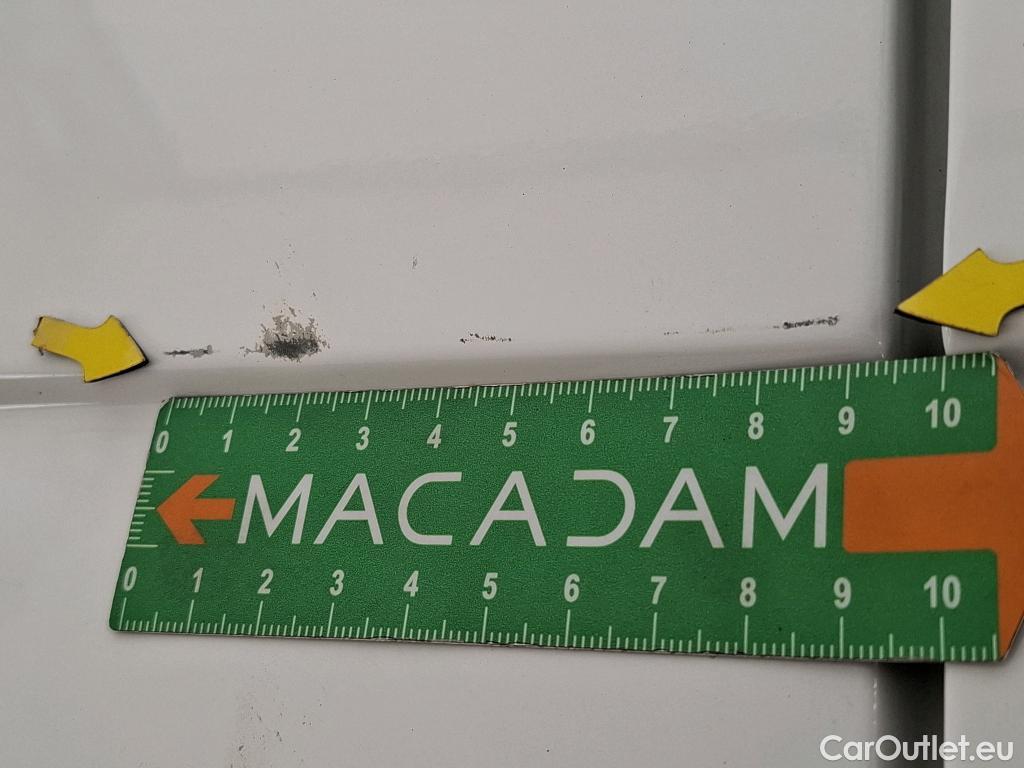  Peugeot  Boxer PEUGEOT  VU 4p Fourgon 2.0 BLUEHDI 130 S&S PREMIUM 335 L3H2 #18