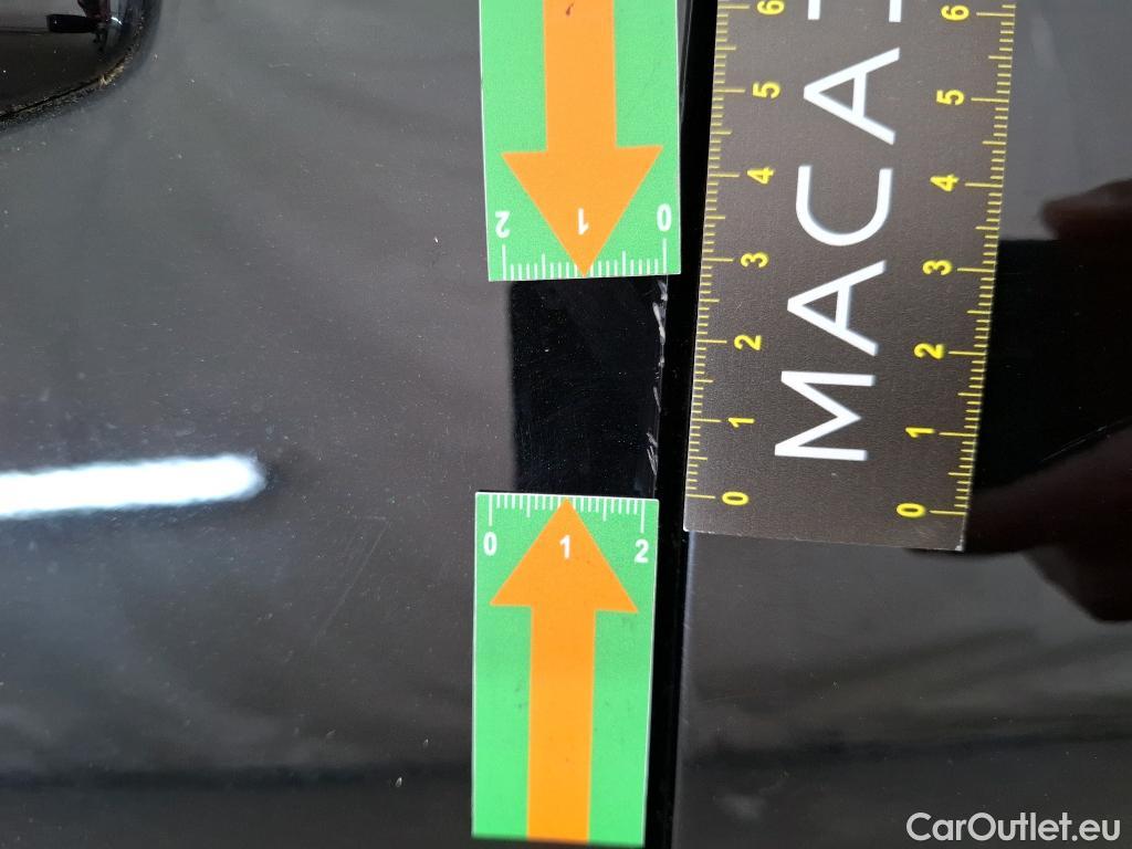  Volvo  XC60 VOLVO  / 2021 / 5P / SUV B4 197 Geartronic 8 Momentum Business #44