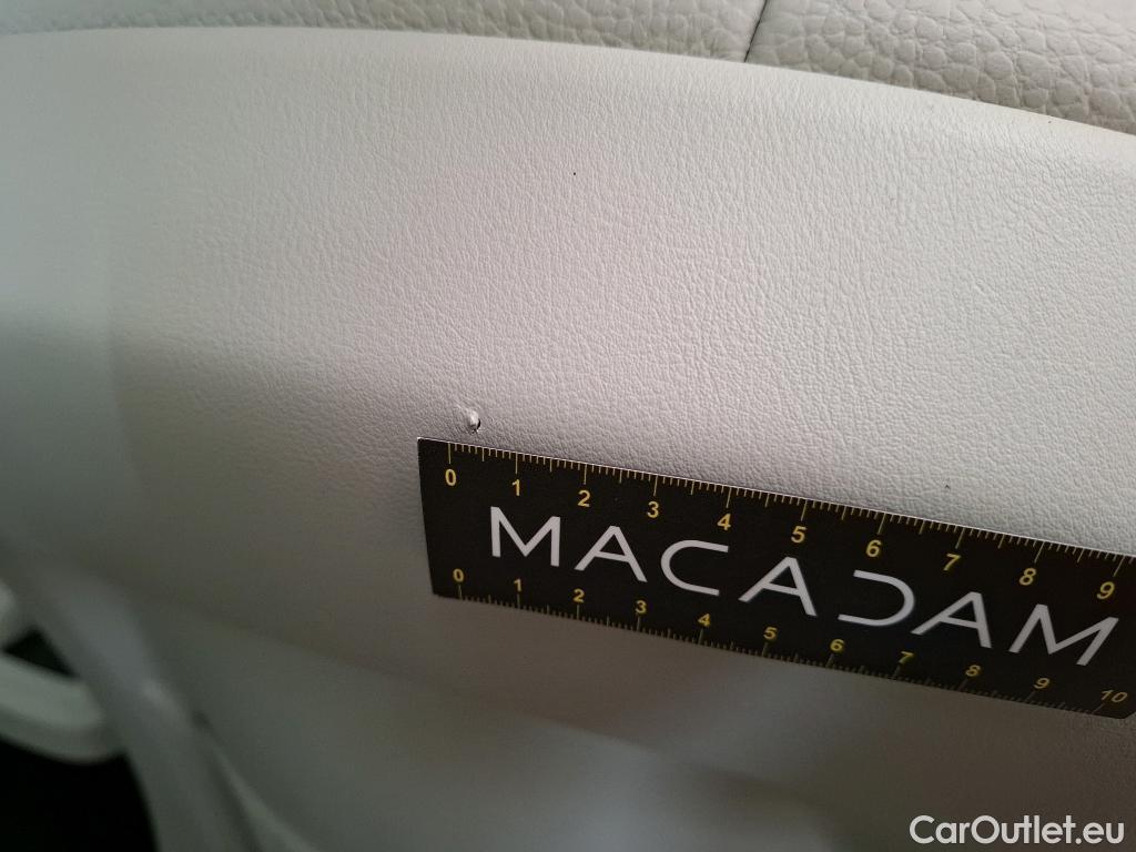  Volvo  XC60 VOLVO  / 2021 / 5P / SUV B4 197 Geartronic 8 Momentum Business #22