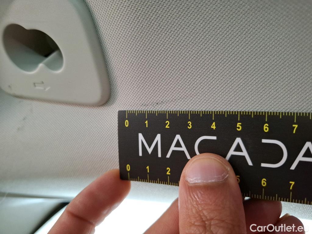  Volvo  XC60 VOLVO  / 2021 / 5P / SUV B4 197 Geartronic 8 Momentum Business #31