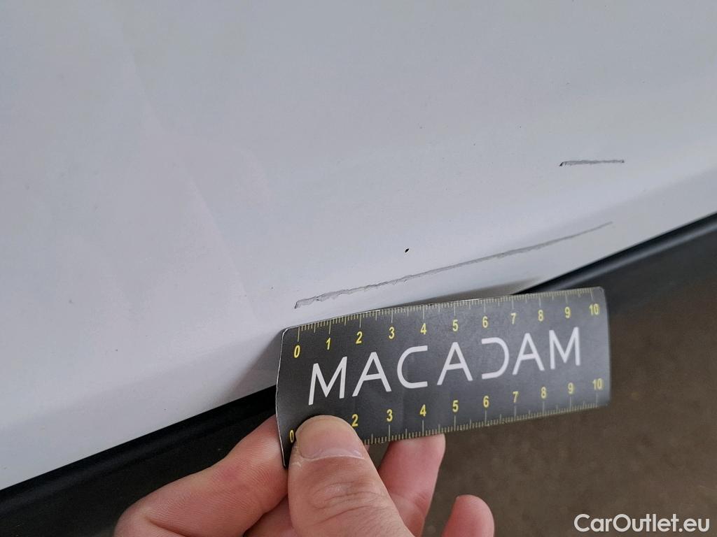  Tesla  Model Y TESLA  2021 5P  SUV RWD #35