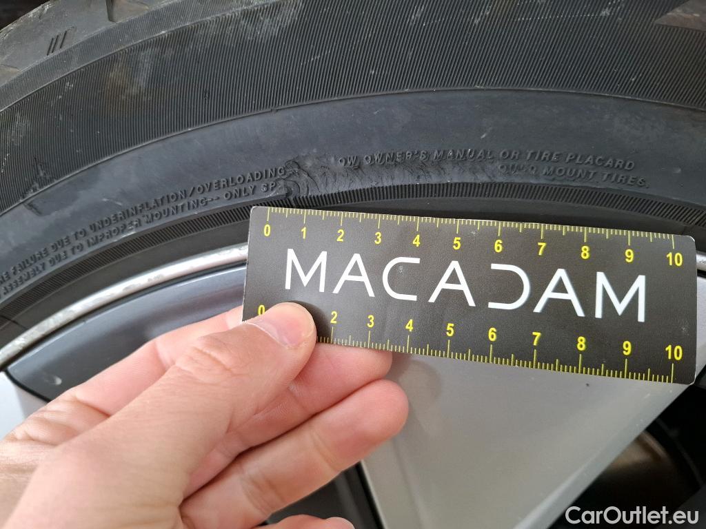  Tesla  Model Y TESLA  2021 5P  SUV RWD #22