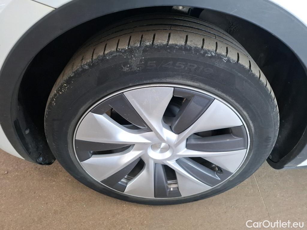  Tesla  Model Y TESLA  2021 5P  SUV RWD #48