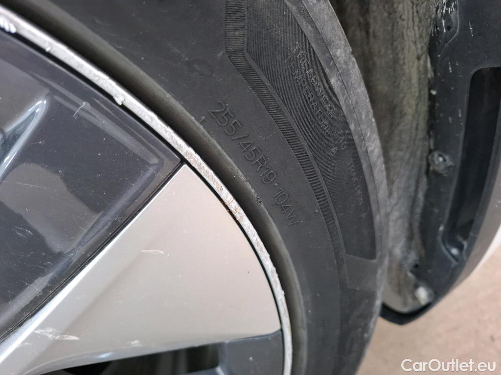  Tesla  Model Y TESLA  2021 5P  SUV RWD #15