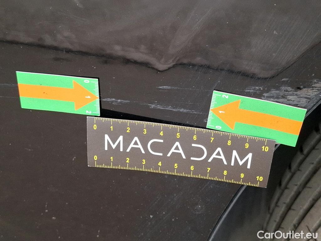  Volvo  XC60 VOLVO  / 2021 / 5P / SUV B4 197 Geartronic 8 Momentum Business #49