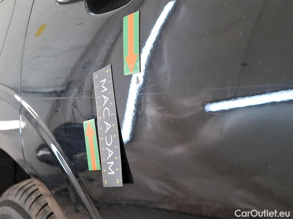  Volvo  XC60 VOLVO  / 2021 / 5P / SUV B4 197 Geartronic 8 Momentum Business #27