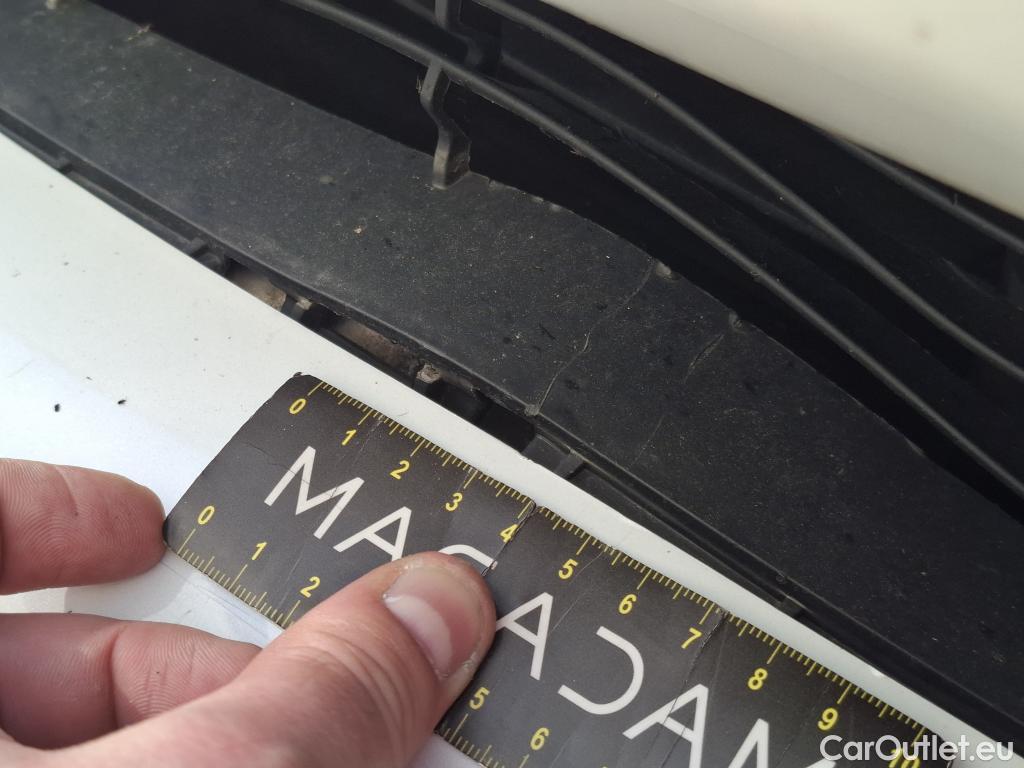  Tesla  Model Y TESLA  2021 5P  SUV RWD #38