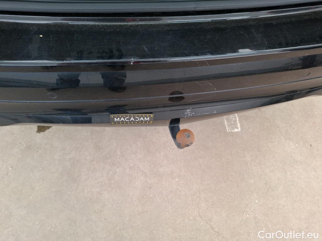  Volvo  XC60 VOLVO  / 2021 / 5P / SUV B4 197 Geartronic 8 Momentum Business #2