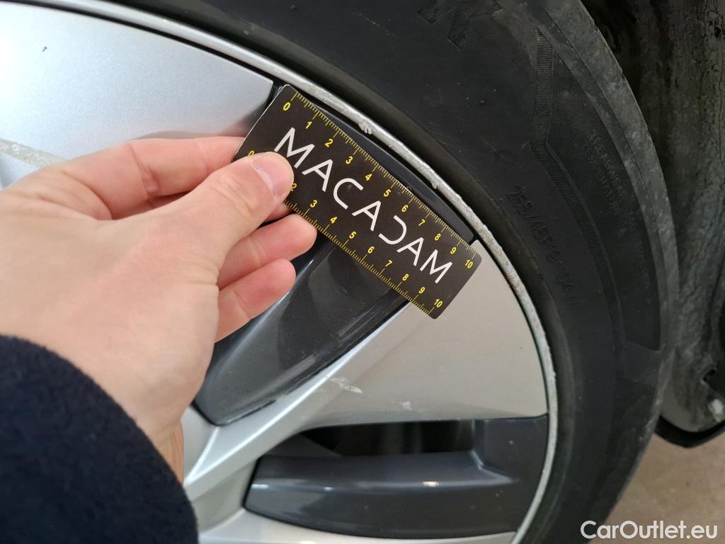  Tesla  Model Y TESLA  2021 5P  SUV RWD #41