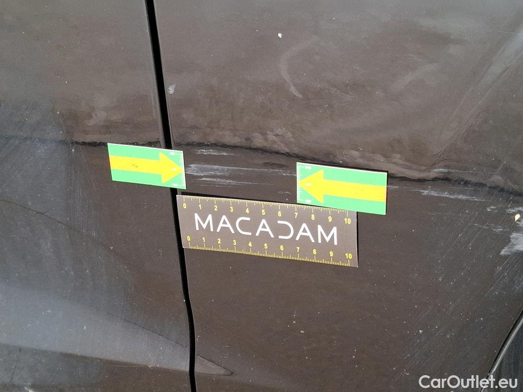  Volvo  XC60 VOLVO  / 2021 / 5P / SUV B4 197 Geartronic 8 Momentum Business #48