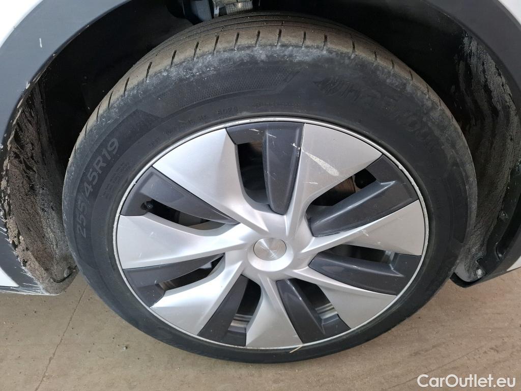  Tesla  Model Y TESLA  2021 5P  SUV RWD #40