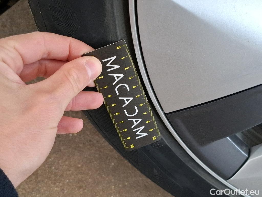  Tesla  Model Y TESLA  2021 5P  SUV RWD #51