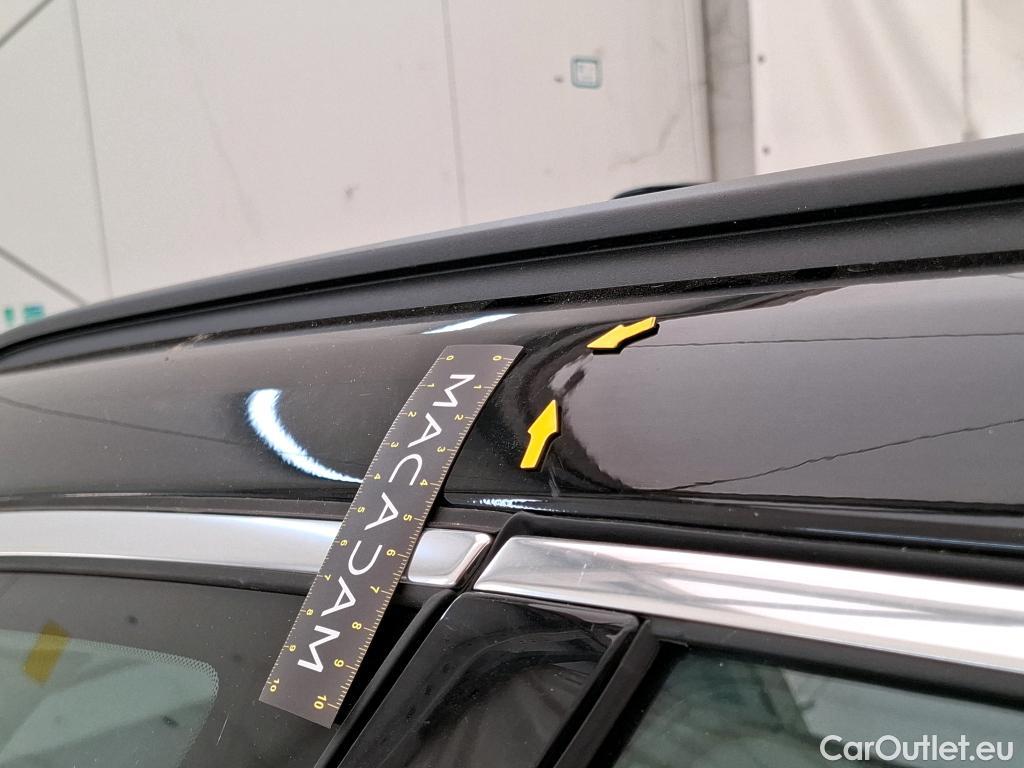  Volvo  XC60 VOLVO  / 2021 / 5P / SUV B4 197 Geartronic 8 Momentum Business #46