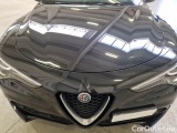  Alfa Romeo   STELVIO ALFA ROMEO / 2017 / 5P / SUV 2.2 TD 190 CV SUPER BUSINESS AT8 Q4 #35