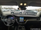  Volvo  XC60 VOLVO  / 2021 / 5P / SUV B4 D AUTOMATICO ESSENTIAL #3