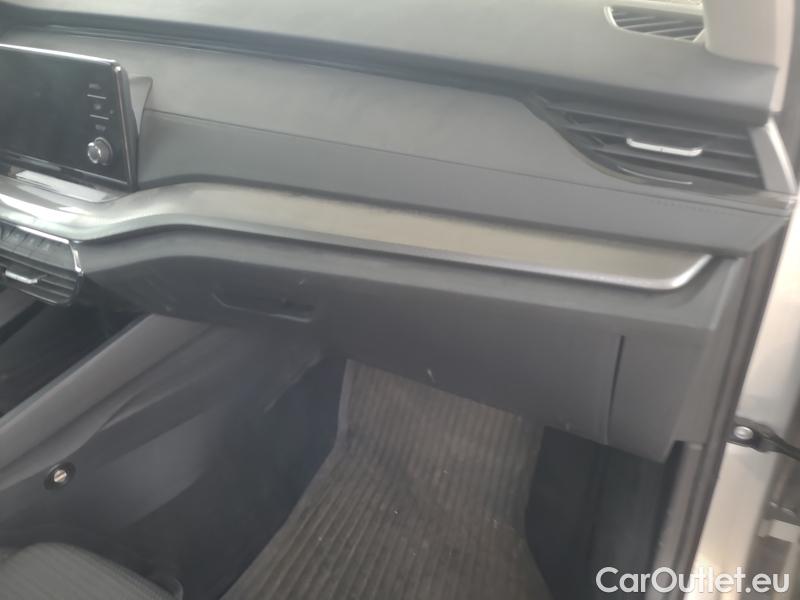  Skoda  Octavia  Combi (NX3)(2020) Oct.C.2.0TDI 110 4x4 Ambit AT #9