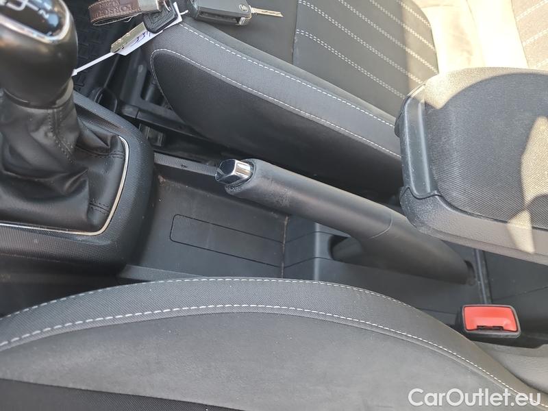  Skoda  Fabia  Combi (2015)  Com.1.0TSI 70 Style #14