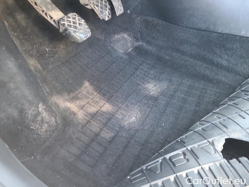  Skoda  Fabia  Combi (2015)  Com.1.0TSI 70 Style #17