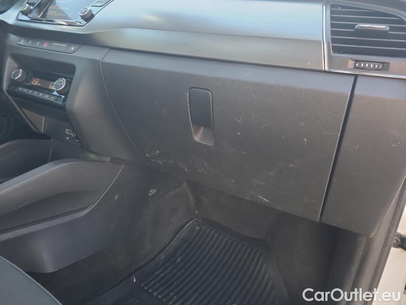  Skoda  Fabia  Combi (2015)  Com.1.0TSI 70 Style #38