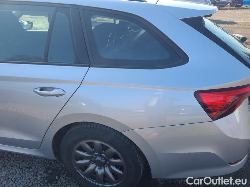  Skoda  Octavia  Combi (NX3)(2020) Oct.C.2.0TDI 110 4x4 Ambit AT #5