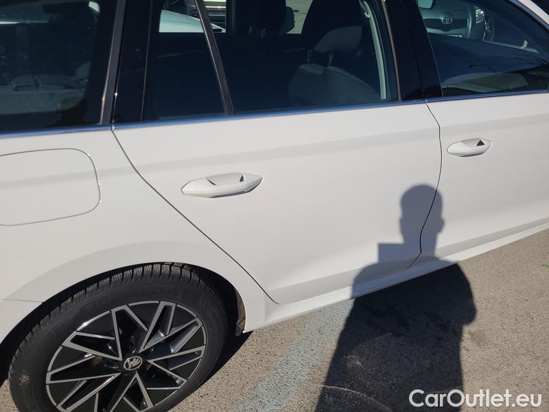  Skoda  Octavia  Combi (NX3)(2020) Oct.Combi 1.5TSI 110 Style #9