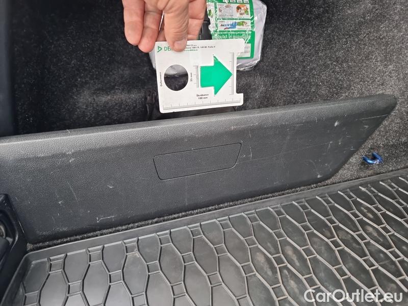  Skoda  Octavia  Combi (NX3)(2020) Oct.Combi 2.0TDI 85 Ambition #8