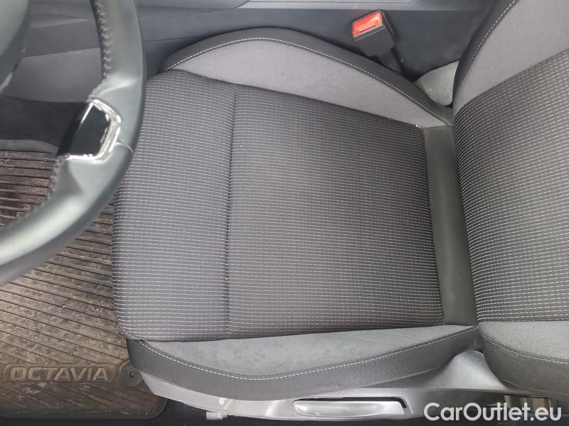  Skoda  Octavia  Combi (NX3)(2020) Oct.C.2.0TDI 110 4x4 Ambit AT #13